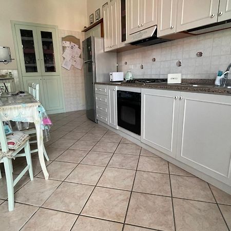 A Casa Di Stella Apartment Салерно Екстериор снимка