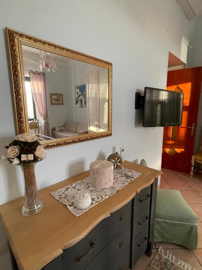 A Casa Di Stella Apartment Салерно Екстериор снимка